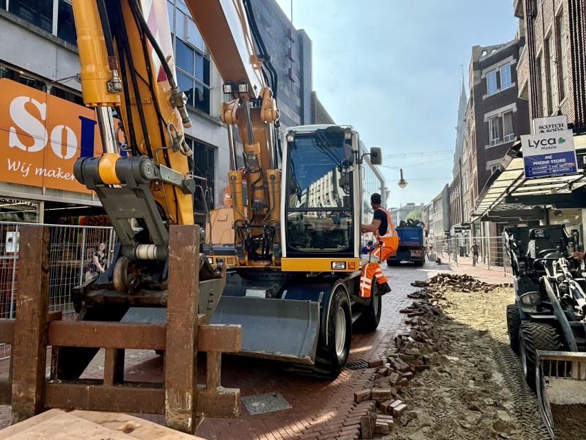 Werkzaamheden Rechtestraat op 15 augustus 2024, klik voor een vergroting